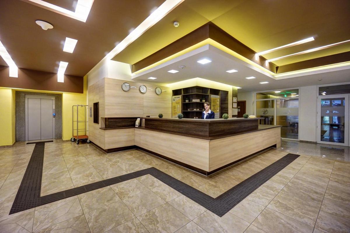 Hotel Ciucas BaileTusnad Exterior photo